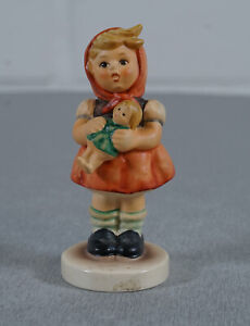 Hummel Porzellan Figur Hum 239/B - Mädchen mit Puppe - Gerhard Skrobek 9 cm