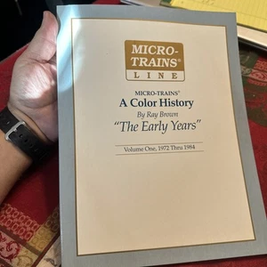 Micro-Trains: A Color History von Ray Brown (1993, Trade Paperback) - Bild 1 von 10