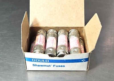 Gould shawmut TR7R Time delay fuse. Lot of 5.                            Loc4D42 - Image 1 of 4