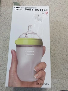 Comotomo Baby Bottle, Green, 8 Oz (Pack of 1) - Picture 1 of 3