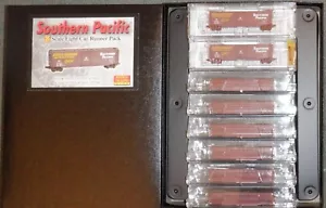 Micro-Trains Z-Scale - Southern Pacific 50' Boxcar - 8 Pack - 99400808 - Picture 1 of 1