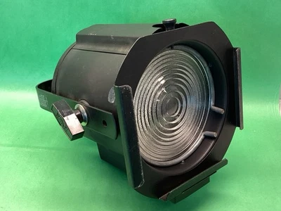 Altman 65Q Stage Studio Theater Light 6" Adjustable Fresnel Lamp w Gel Holder - Image 1 of 4
