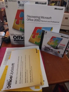 Microsoft Office 2000 Professional Academic Edition - CD-ROM Box Set - Picture 1 of 1