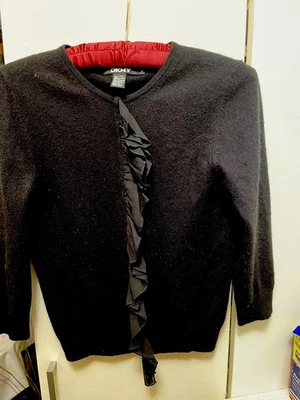 DKNY Womens Wool / Angora Ruffle 3/4 Sleeve Black Sweater Sz P - Image 1 of 3