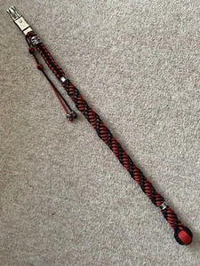 Motorrad Biker Peitsche *UK GBW * 26"" Blood Red Black Twist * GetBack Peitsche Harley - Bild 1 von 10