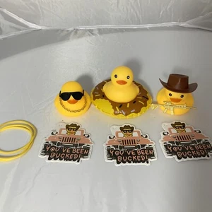 JEEP lotto di 3 etichette You’ve Been Ducked e anatre ciambella piscina galleggiante mitragliatrice - Foto 1 di 4