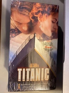 New Titanic VHS 1997 2 Tape Set Sealed - Foto 1 di 5