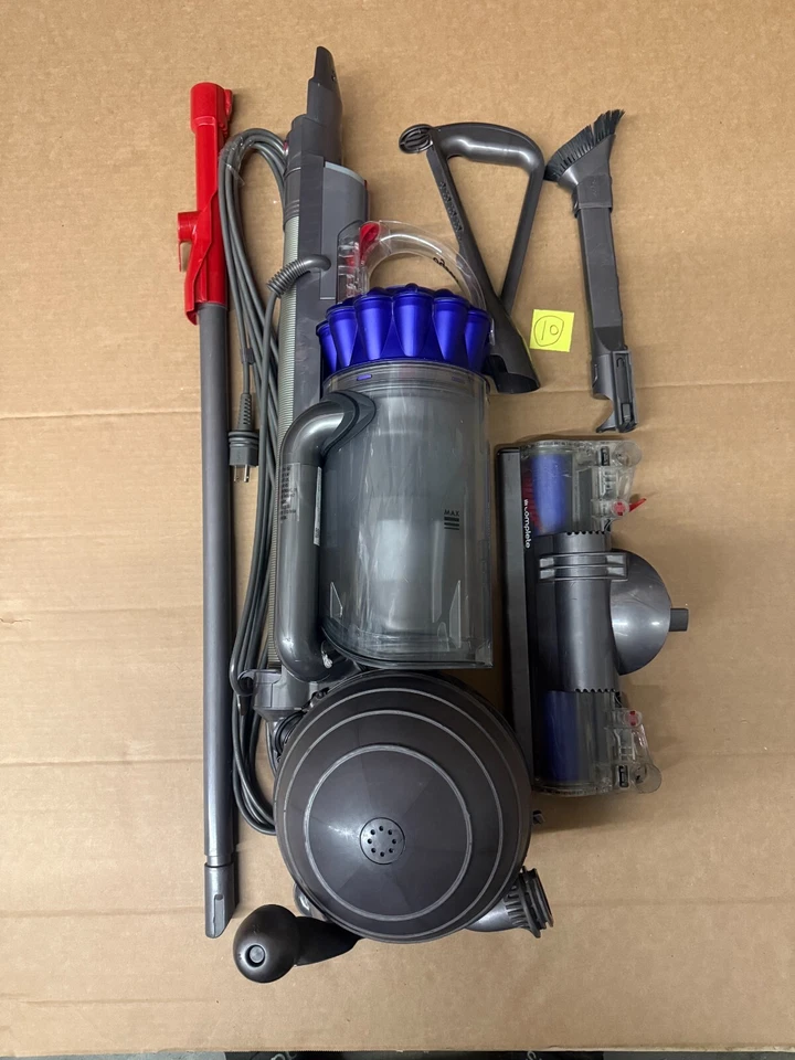 Dyson Ball Animal  Total Clean Upright Vacuum Cleaner/ - Image 1 of 1