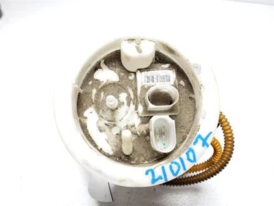 Bomba e remetente de montagem de bomba de combustível de passageiros 12-18 BMW 320i fabricante de equipamento original 16117243975 - Imagem 1 de 4