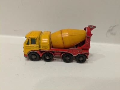 CAJA DE CERILLAS VINTAGE Nº Camión de cemento para hormigón de 21 pisos Foto 1 de 4