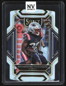 Panini Select Silver 2021 troquelado Rhamondre Stevenson novato Nueva Inglaterra - Imagen 1 de 2