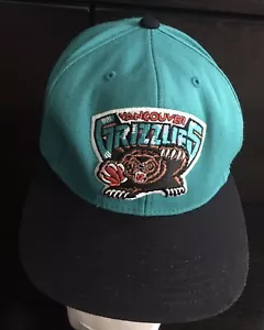 NBA VANCOUVER GRIZZLIES SNAPBACK CAP -OSFM- VTG 90'S-MITCHELL&NESS-GENTLY USED - Bild 1 von 8