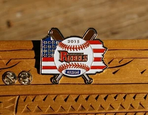 Roxborough Rebels Nation 2015 2 1/4" tono plateado pasador de metal y esmalte - Imagen 1 de 5