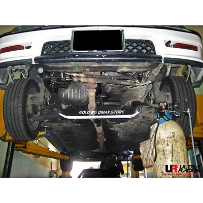 SOPORTE TRAVESAÑO INFERIOR DELANTERO 4 PUNTOS ULTRA RACING TOYOTA STARLET EP71 1984~1989 Foto 1 de 4