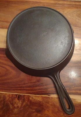 Vollrath (Unmarked) #5 Cast Iron Skillet, circa 1920-40, 8-1/4" Dia - Image 1 of 4