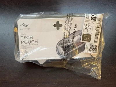 New Peak Design Small Tech Pouch - Kelp (unopened) - Image 1 of 2
