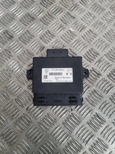 Porsche Cayenne 958 2010-2013 Voltage Stabilizer Control Module - Picture 1 of 11