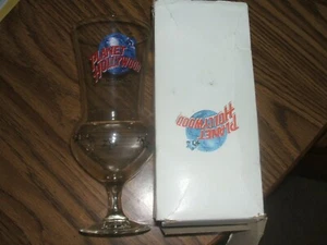Planet Hollywood ~ ATLANTIC CITY ~ 8.5" Hurricane Glass - Picture 1 of 6