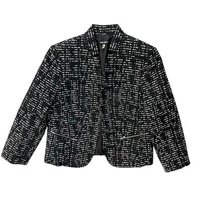 Nine West Womens Size 8 Black and White Textured Kiss-Front Open Jacquard Blazer - Image 1 of 4
