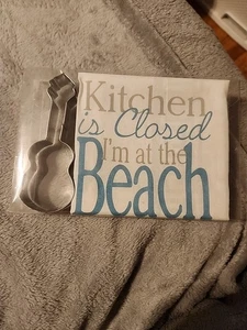 Gift towel and cookie cutter - Picture 1 of 1
