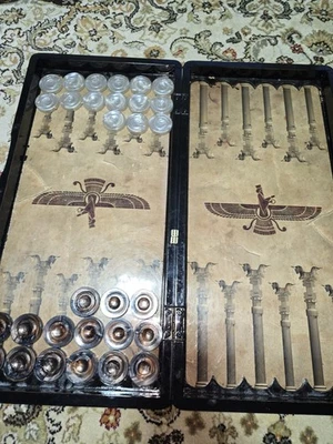 Edles Persisches Backgammon /Dame Holz Handarbeit, Khatam, Messinggiguren+Koffer - Bild 1 von 3