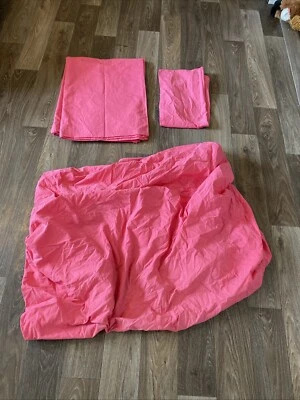 3 Piece Threshold Twin Size Bed Sheets Barbie Pink 100% Organic Cotton - Image 1 of 4
