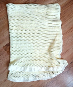Vintage Mothercare Baby Zelldecke Zitrone Hellgelb Kinderwagen Wiege Bett Komfort - Bild 1 von 2