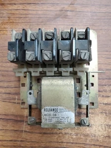 Reliance Electric D8-3200 76621-1RY Control Relay (VR17) - Picture 1 of 6