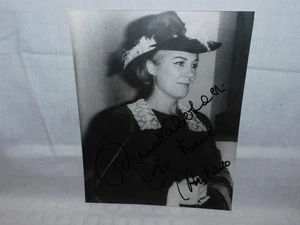 VINTAGE OPERA SINGER PHOTO WITH AUTOGRAPH " RENATA TEBALDI " 100% ORIGINAL.... - Picture 1 of 2