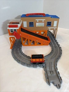 Thomas & Friends Take Along cargador de carbón juego con pistas y coche de carga - 2004 - Imagen 1 de 11
