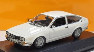 MAXICHAMPS, ALFA ROMEO Alfetta GTV 1976 Weiss, 1/43, MXC940120121 - Picture 1 of 3