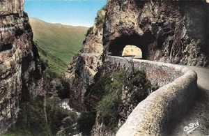26 LE VERCORS ROUTE DES GRANDS GOULETS - Picture 1 of 2