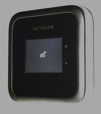 Netgear Nighthawk M6 5G WiFi 6E Mobiler Hotspot-Router (MR6150) -neuwertig- - Bild 1 von 4