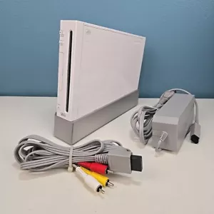 Nintendo Wii RVL-001 (USA) Weiß Konsole mit Netzkabel & Cinch-Kabel GETESTET FUNKTIONIERT - Bild 1 von 10