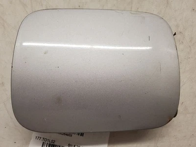 Toyota Celica GT, Porta de Enchimento de Combustível, 2000-2005, Prata, 1D0, 77350-20311 - Imagem 1 de 4