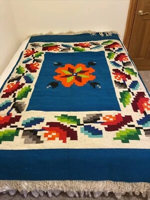 Alfombra Natural Kilim Lana Colorida De Colección Multicolor Reversible 4’2” x 6’8” Foto 1 de 4