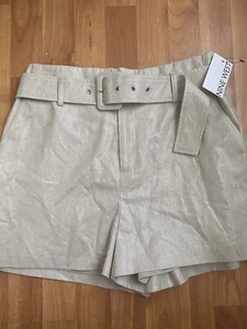 Brand New W/H Tag, Super Cute, Glittery, NINE WEST, M, Tan,Beige,Ladies Shorts, - Picture 1 of 10