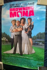 Drowning Mona Movie Blockbuster Video Promotional Poster Rare Vtg Danny Devito - Picture 1 of 1