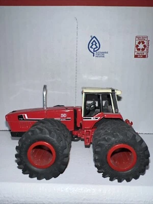 1/64 3788 International Custom Foto 1 de 4