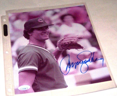 JSA RYNE SANDBERG С АВТОГРАФОМ ДЕТЕНЫШЕЙ МОЛОДОЙ RYNE ФОТО УМЕРШЕГО - Изображение 1 из 2