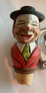 Handgeschnitzter Holz Flaschenverschluss mechanisch Mann Hut hebt sich und ein Vogel ist darunter - Bild 1 von 6