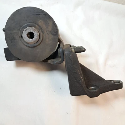 Montaje de motor derecho Toyota 1987-1989 Camry 12362-74030 OEM Foto 1 de 4