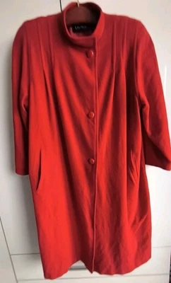 Красивое красное винтажное женское пальто от VIVARE, Wolmark, Финляндия  - Изображение 1 из 4