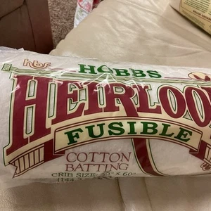 Heirloom Premium Fusible Cotton Blend Batting 45" By 60” Hobbs Crib Size - Picture 1 of 2