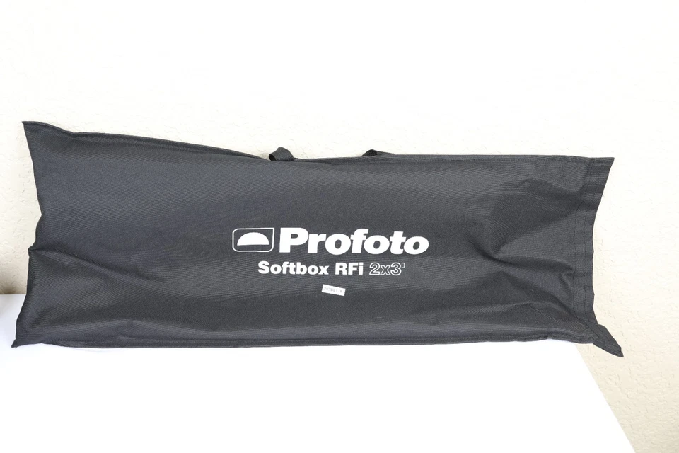 Profoto RFI Softbox 2x3' Octa and soft grid (without Speed ring)...One Owner - Image 1 of 1