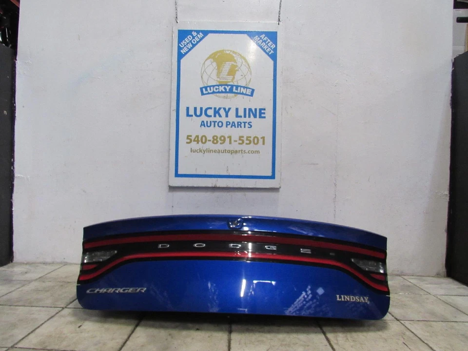 15 16 17 18 19 20 21 22 23 CARGADOR ESQUIVA TAPA MALETERO PUERTA Foto 1 de 4