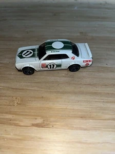 Coche usado Hot Wheels T9703 D23 2011 Nissan Skyline GTR Race Drift 17 #111 - Imagen 1 de 5