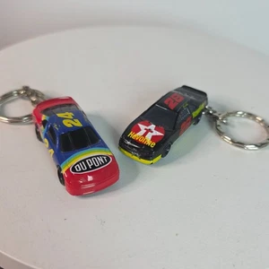Jeff Gordon & Ernie Irvan NASCAR Diecast Keychain Set - Picture 1 of 13