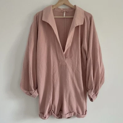 Cuello mameluco playero Free People tejido gofre algodón rosa de gran tamaño manga larga Foto 1 de 4