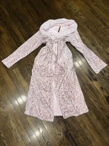 Casa Zeta-Jones Damen-Wendemantel klein rosa Rouge Rosen Plüschgürtel neu mit Etikett - Bild 1 von 4